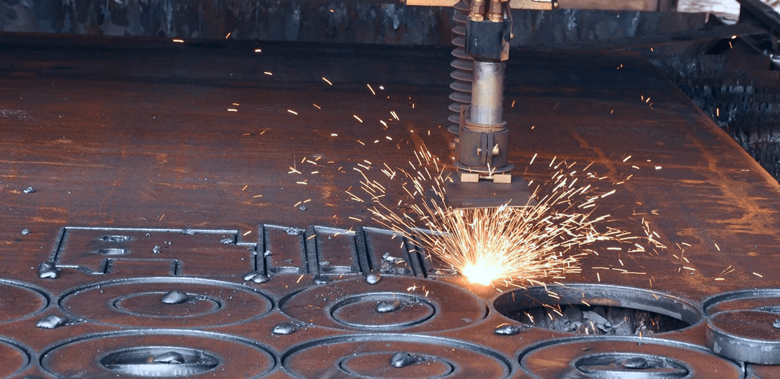 Služba: Dělení hutních materiálů