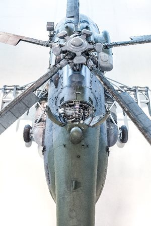 Zastavba-PEJ-MI-ve-vrtulniku-Mi-171S.jpg Zastavba-PEJ-MI-ve-vrtulniku-Mi-171S.jpg